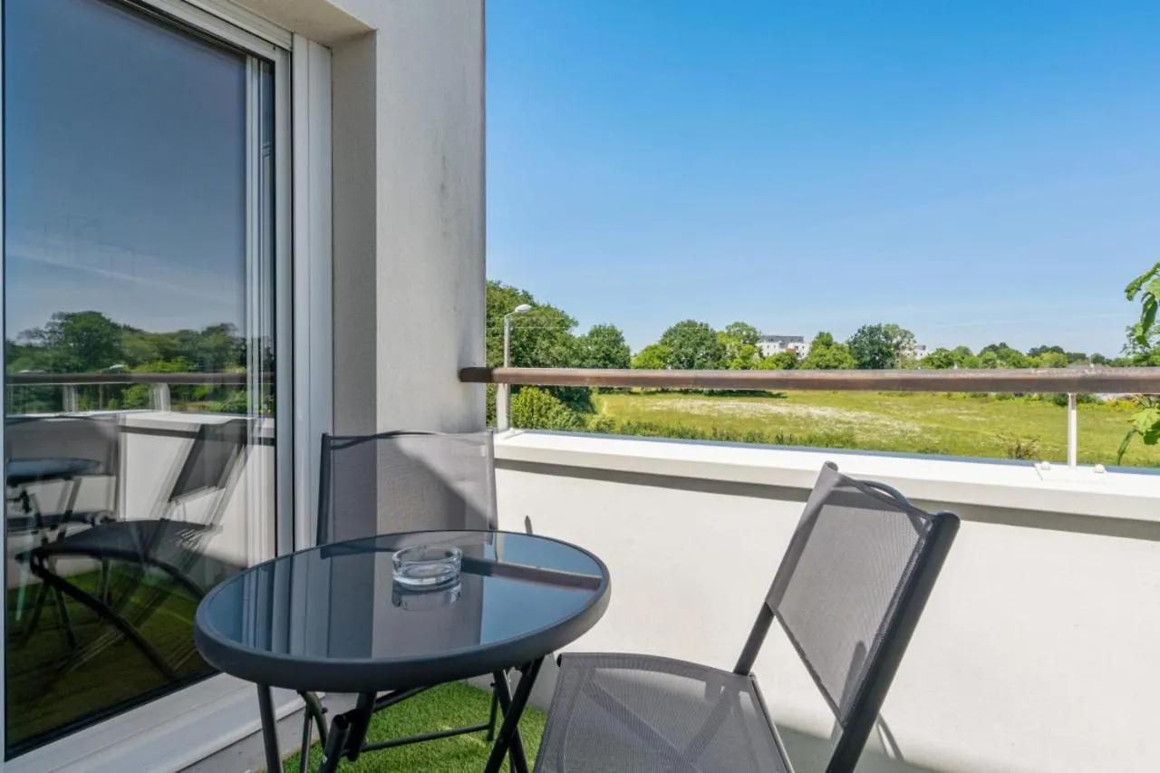Nice Flat W Balcony And Garage In Vannes 5 Min To The Beach - Welkeys Apartment