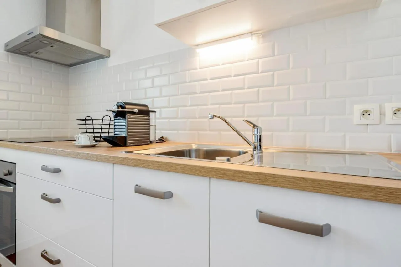 Nice Flat W Balcony And Garage In Vannes 5 Min To The Beach - Welkeys Apartment 0*,